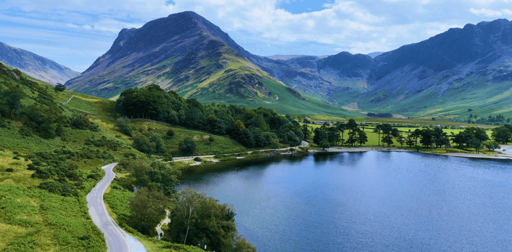 3-Day Lake District Itinerary: Hikes, Wild Swimming, Scenic Drives buttermere